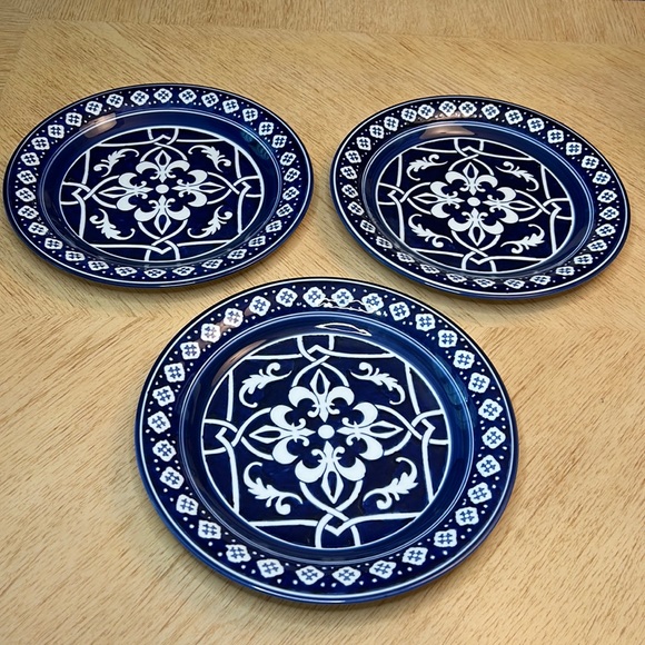 Home Catalina Medallion Dinner Plate (3) - Picture 2 of 10